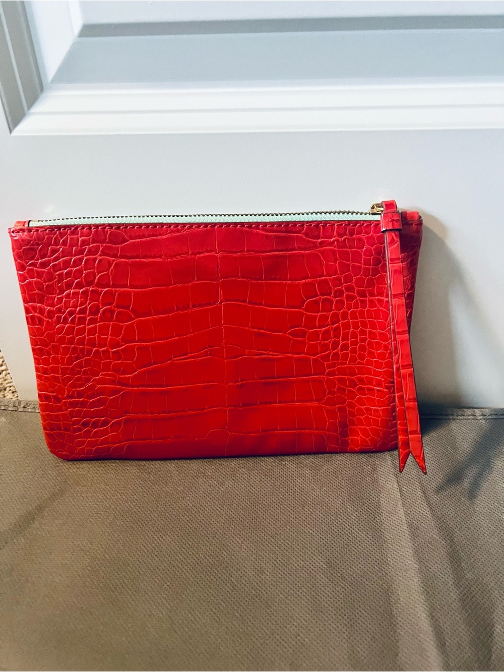 Banana Republic Red Croc-Embossed Clutch - Picture 3 of 11
